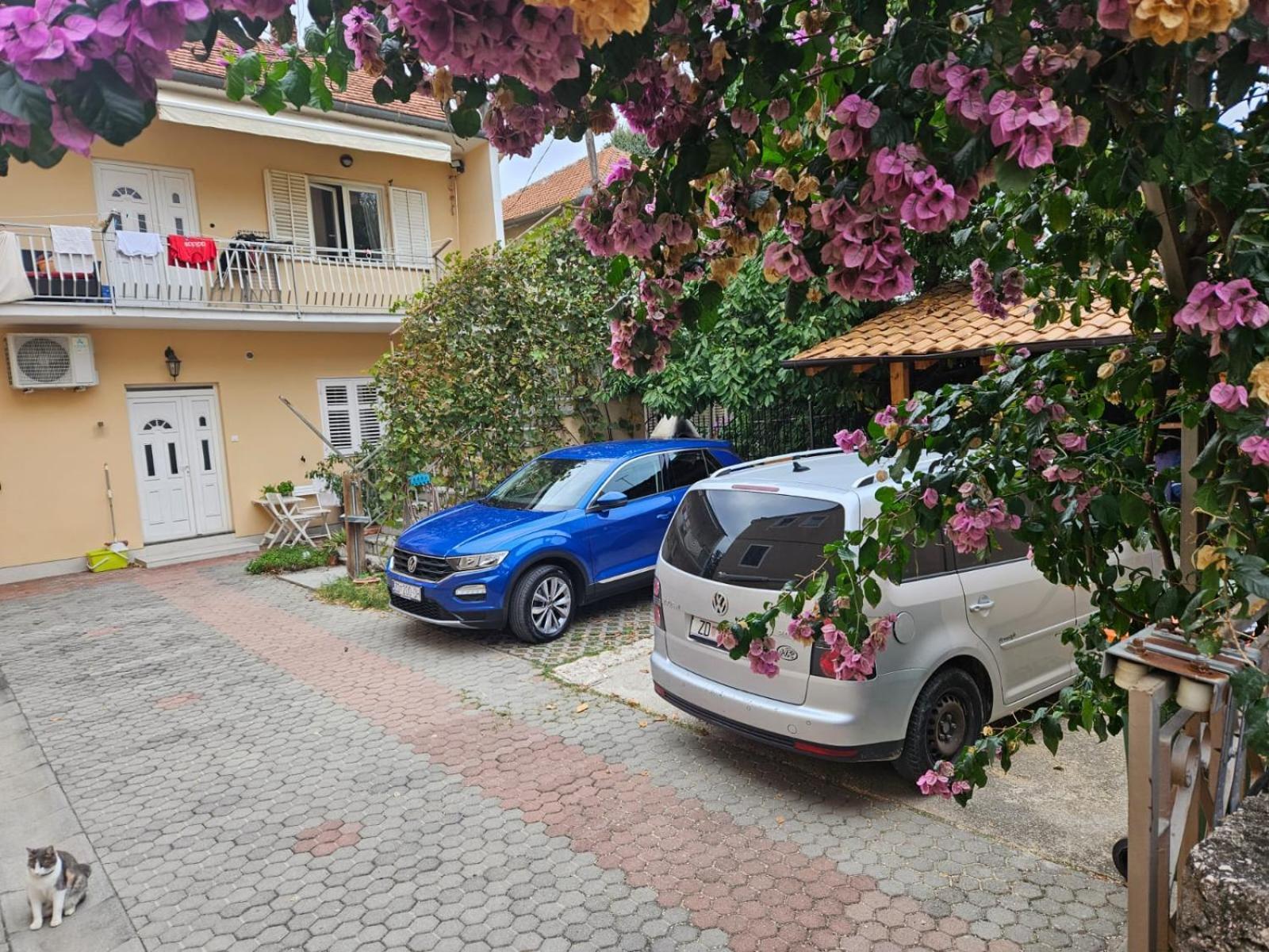 Apartment Bike Corner ซาดาร์ ภายนอก รูปภาพ